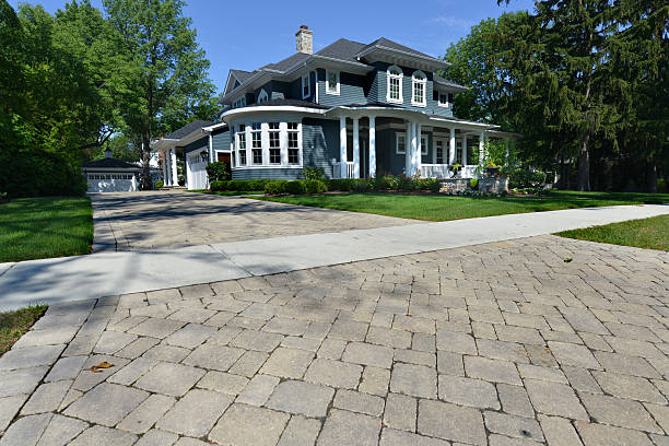 Best Driveway Paving Contractor  in Bloomfield Hills, MI